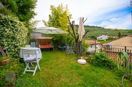 Casa indipendente IN VENDITA terra cielo con giardino Verona (Quinzano)